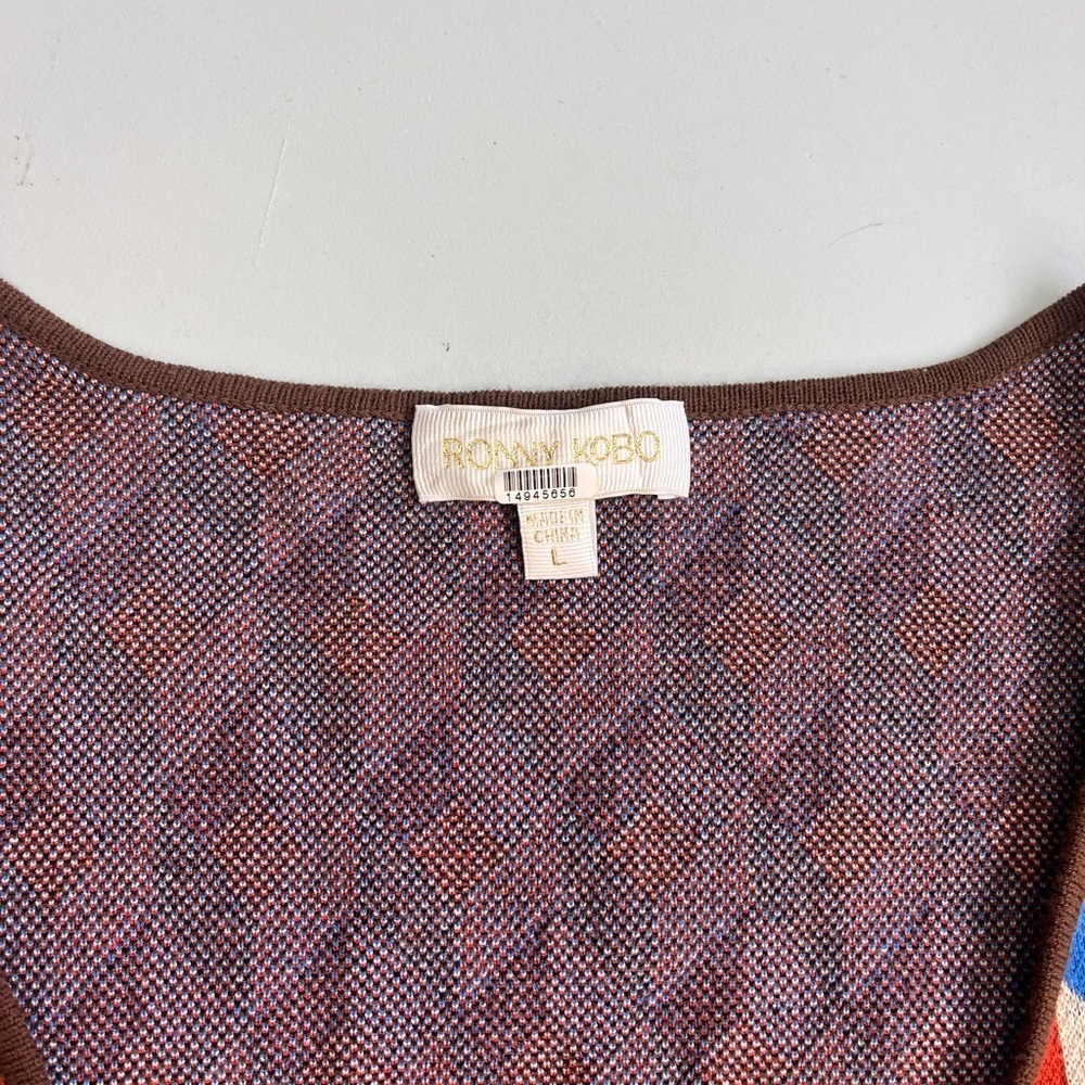 Ronny Kobo Geometric Knit Crop Top - Picture 8 of 10